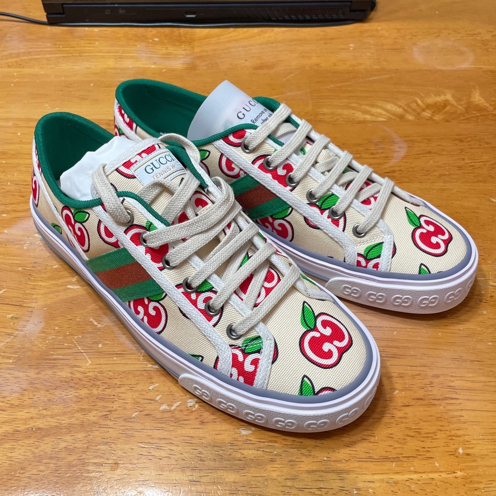 Gucci Tennis 1977 Apple Brand New